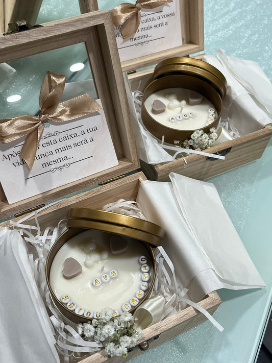 Conjunto de Oferta Personalizado — Vela Artesanal & Caixa de Madeira com Mensagem