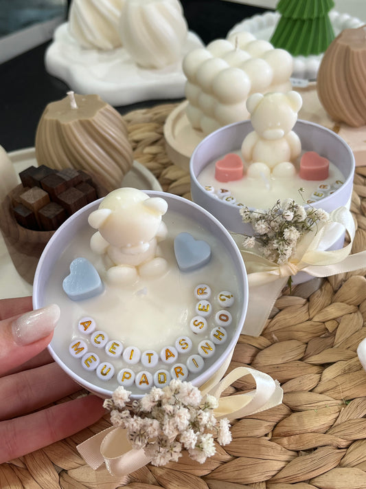 Vela Revelação Gravidez Urso Grande (lata branca)